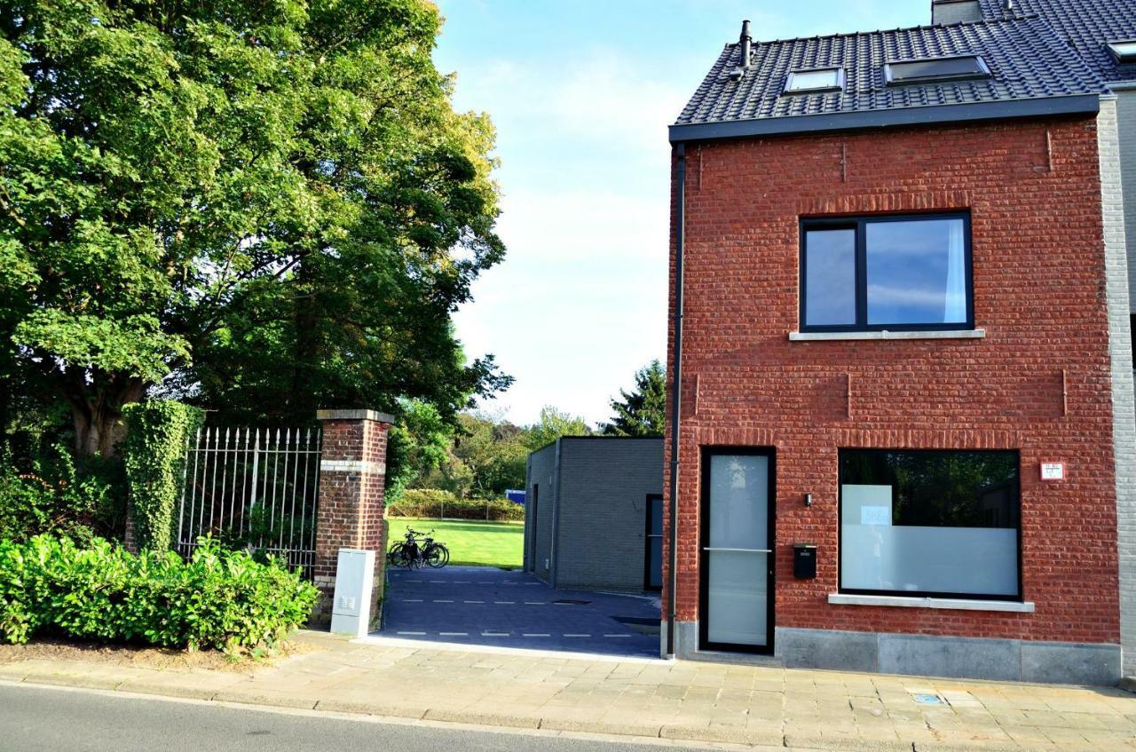 Nena Guesthouse Leuven Exteriör bild